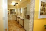 VyVolen - Paladiana Brown, Efesus Marble Red